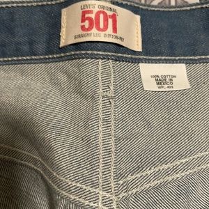 Levi’s 501 Made in Mexico! 36x34 actual measurements are attached!